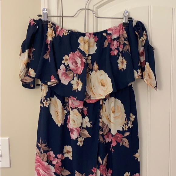 🌺 Off the shoulders maxi dress - Picture 6 of 11